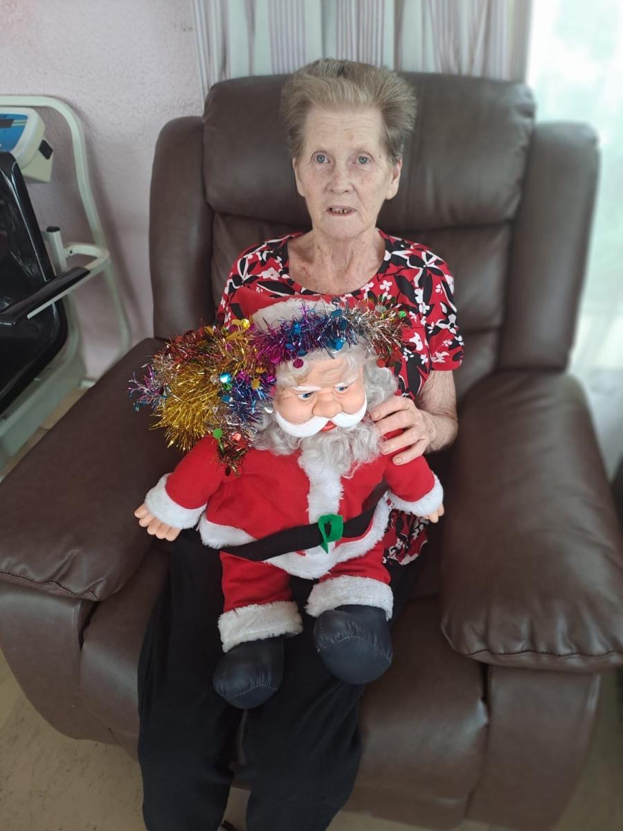 Community-treating-residents-in-frail-care-1